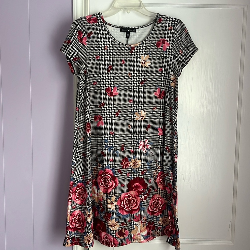 NEW WITH TAGS Womens Dress